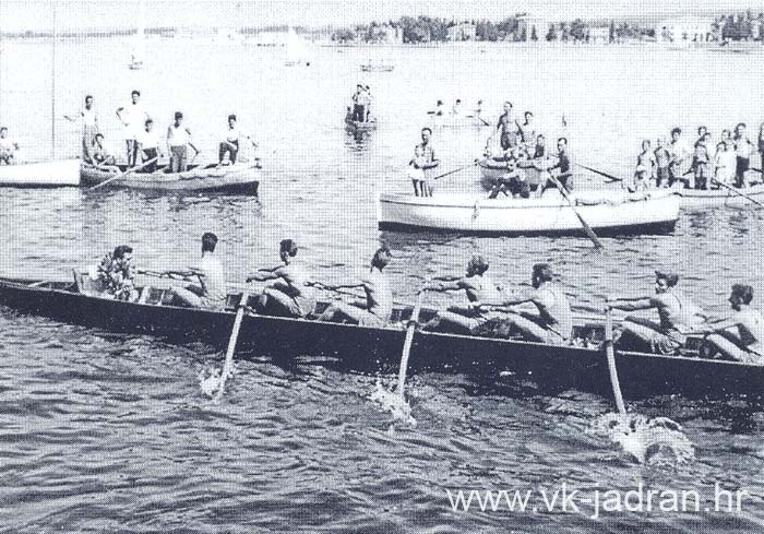 Zadar 1953 N. Perincic  J. Ivos  E. Bulic  J. Pikunic  L. Musap  A. Grdovic  Z. Koncurat i R. Radulic s korm. Z. Motusicem