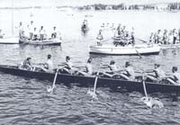 Nedo Perincic Josip Ivos Enrik Bulic Josip Pikunic Leo Musap Albert Grdovic Zvonko Koncurat i Rade Radulic s korm. Zeljkom Motusicem Zadar 1953.