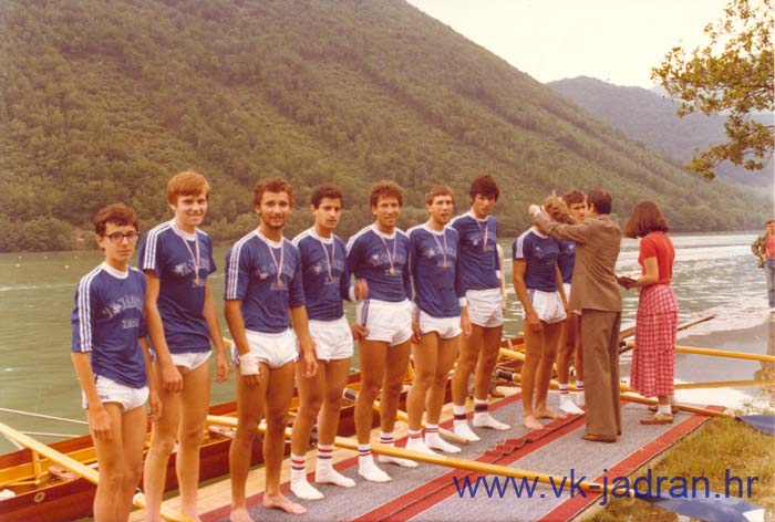 8+ 1979 jajce